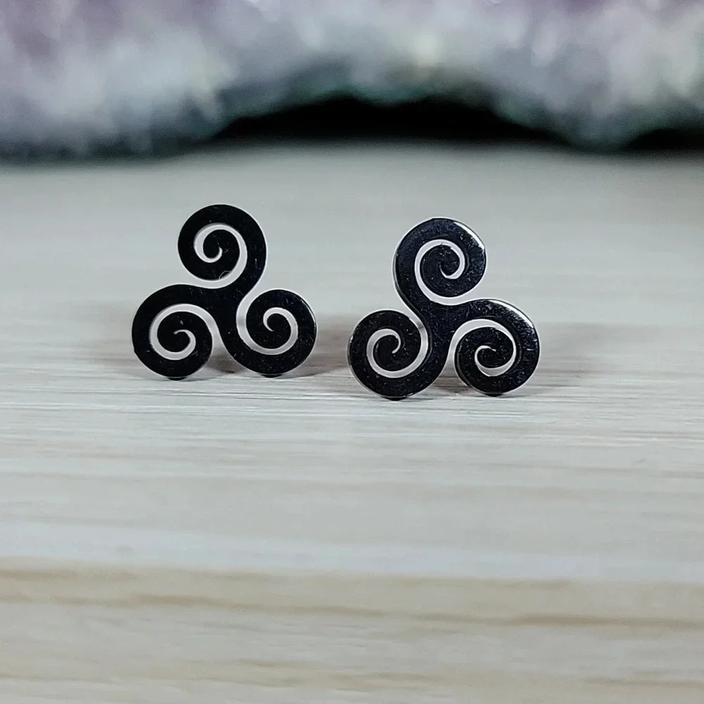 🔥LAST PAIR🔥 Celtic Triskele Stud Earrings, choice of color